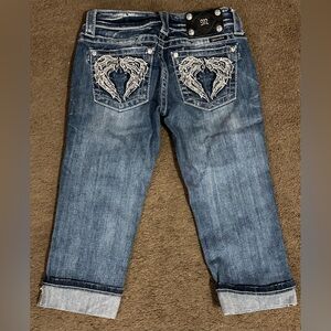 Miss Me Embroidered Wing Cropped Rhinestone Bling Embellished Capri Jeans Sz 27